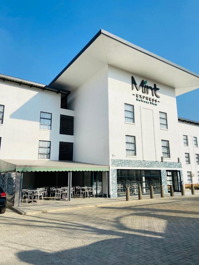 Mint Express Melrose View Apartment Йоханесбург Екстериор снимка