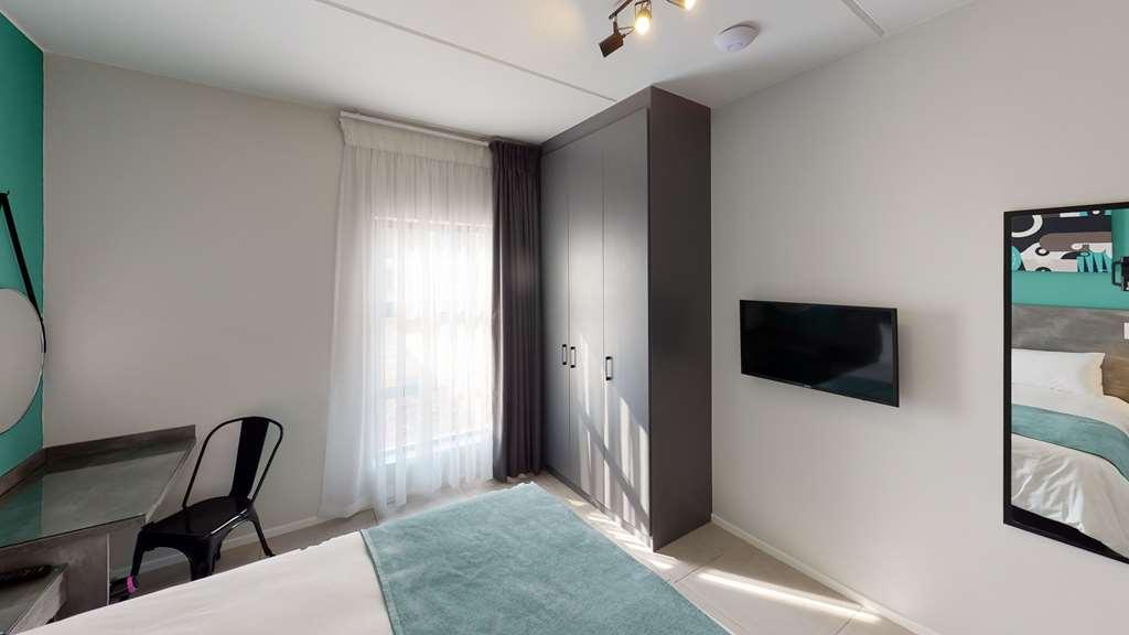 Mint Express Melrose View Apartment Йоханесбург Стая снимка