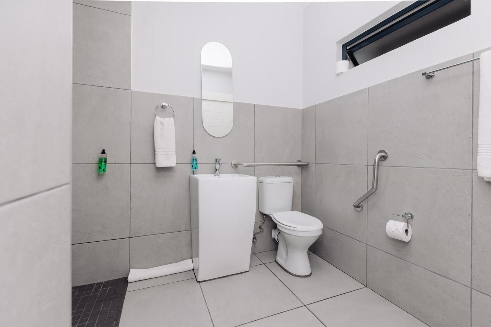 Mint Express Melrose View Apartment Йоханесбург Стая снимка