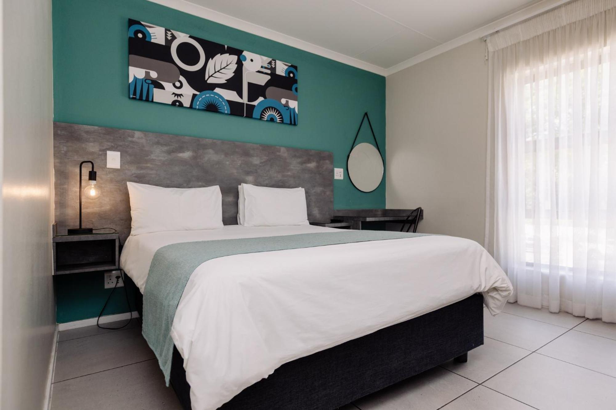 Mint Express Melrose View Apartment Йоханесбург Стая снимка