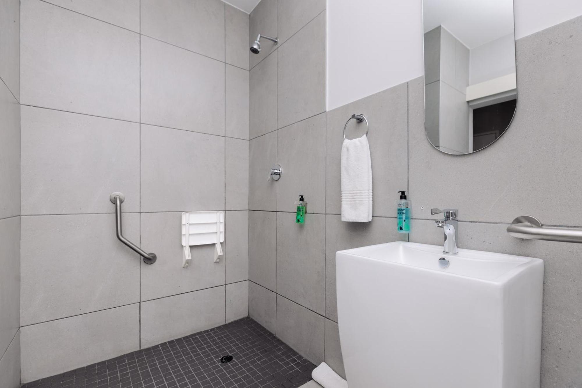 Mint Express Melrose View Apartment Йоханесбург Стая снимка
