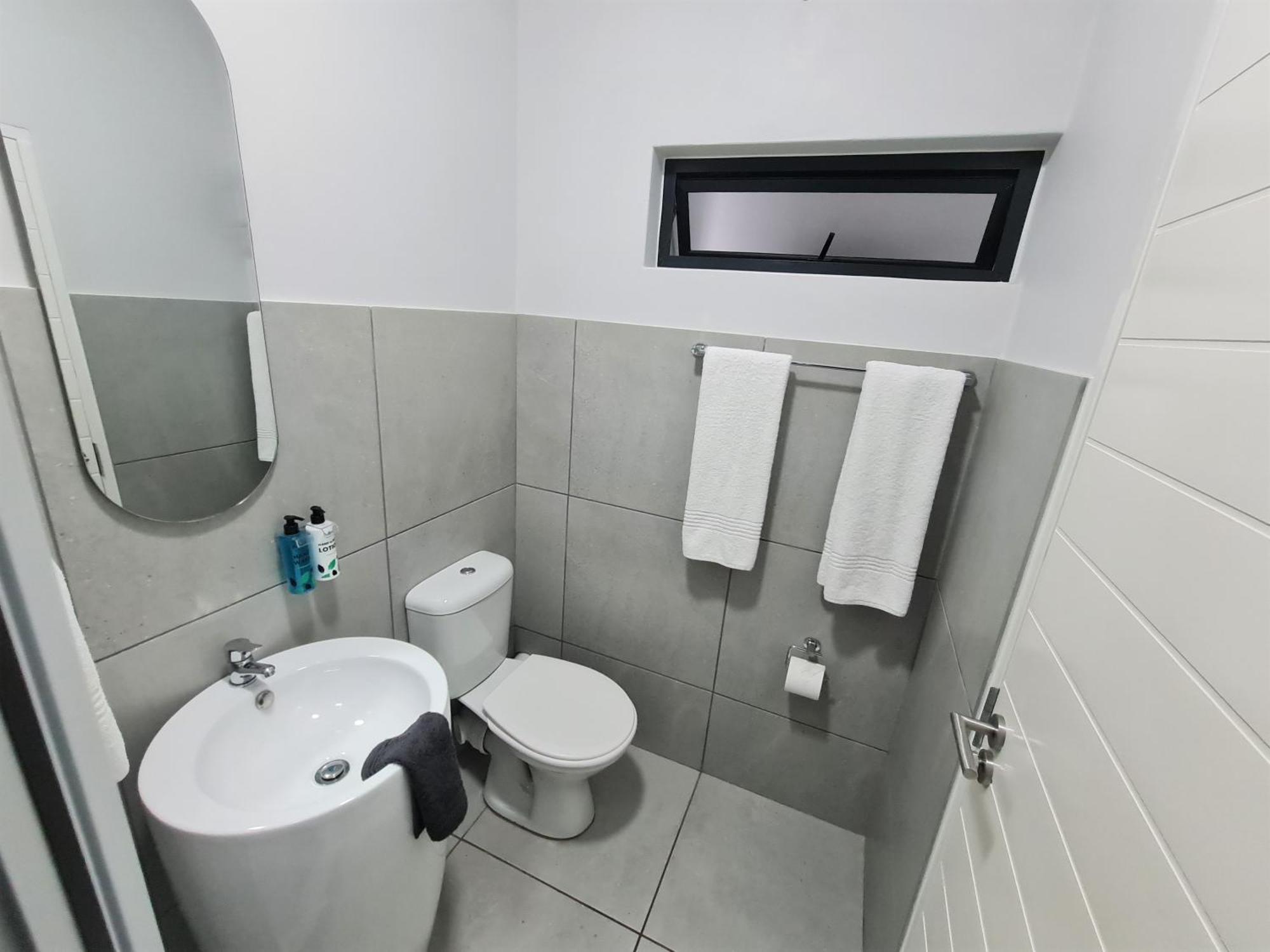 Mint Express Melrose View Apartment Йоханесбург Стая снимка