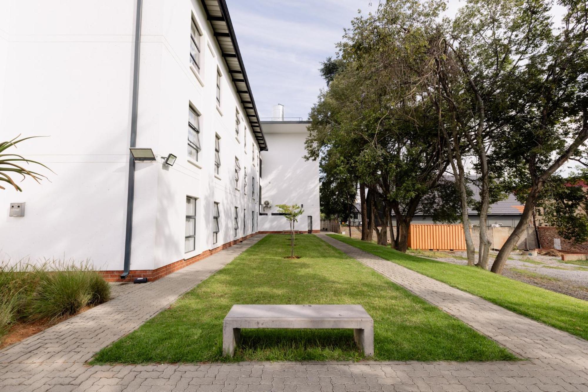 Mint Express Melrose View Apartment Йоханесбург Екстериор снимка