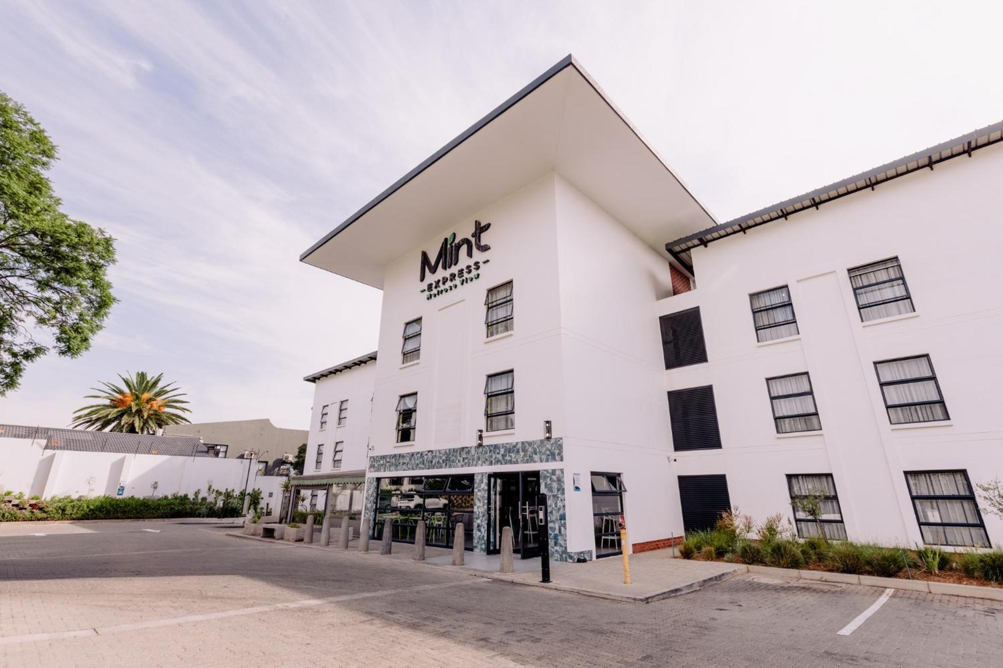 Mint Express Melrose View Apartment Йоханесбург Екстериор снимка